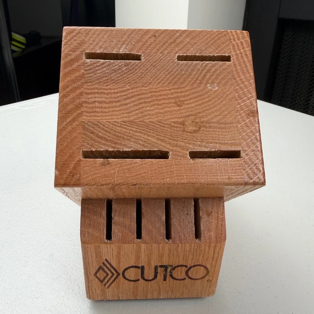 Cutco Oak Wood Knife‎ Block 8 Slot Slanted Cutlery Storage Made in USA Natural